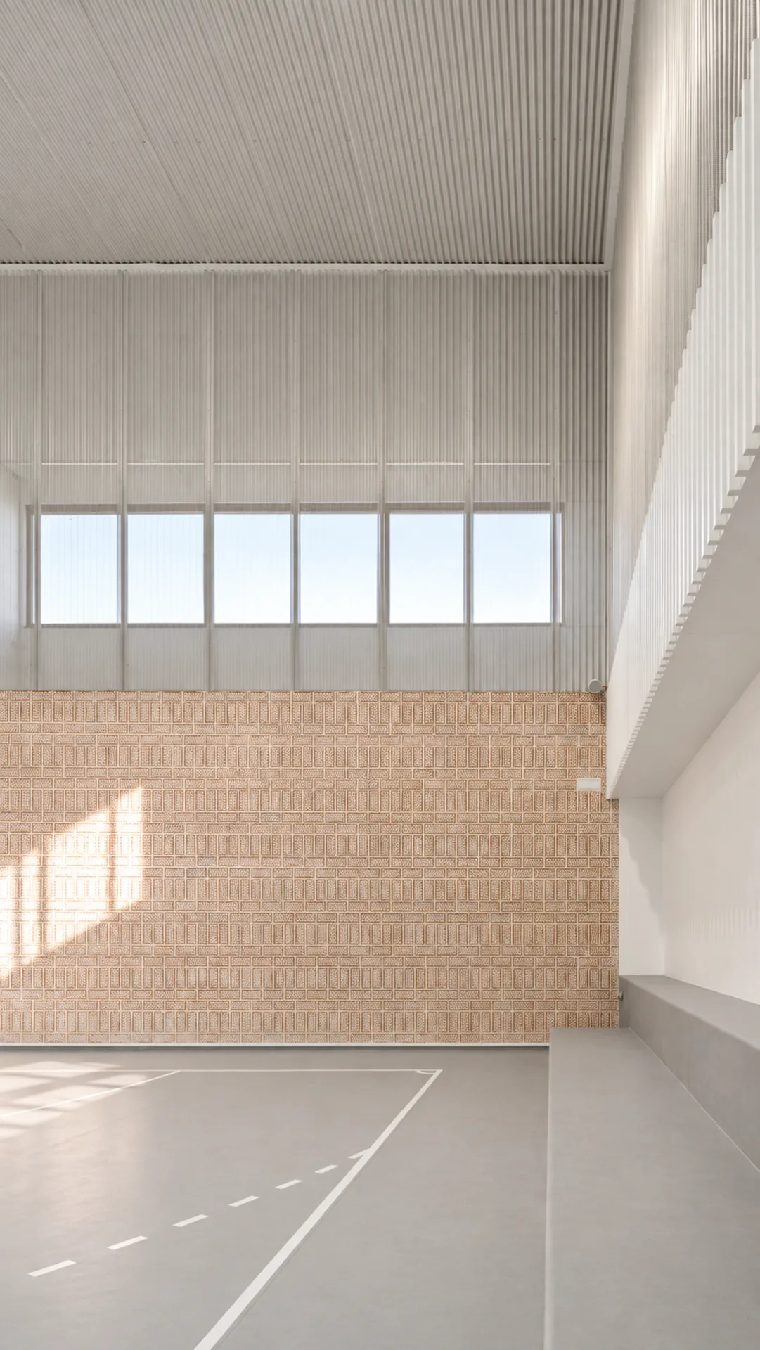 Díaz & Díaz Arquitectos - Complejo Deportivo en Castrillón